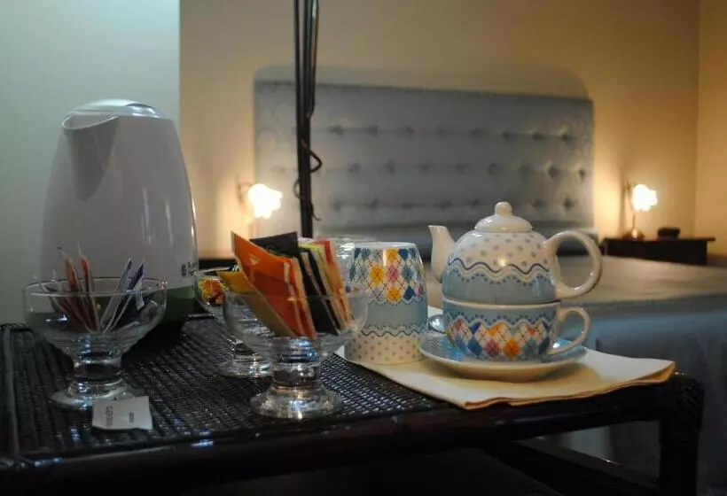 庭の見えるスタンダードトリプルルーム, Locanda San Giacomo