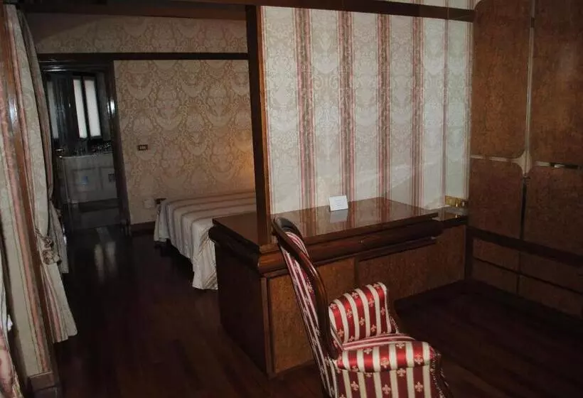 キングサイズベッドのスーペリアルーム, Locanda San Giacomo