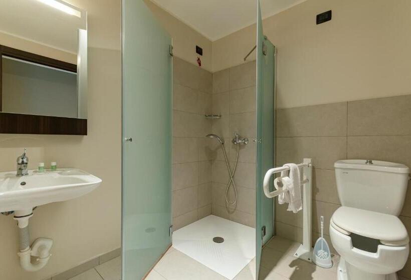 اتاق استاندارد برای معلولان, B&b Hotel Como Camerlata