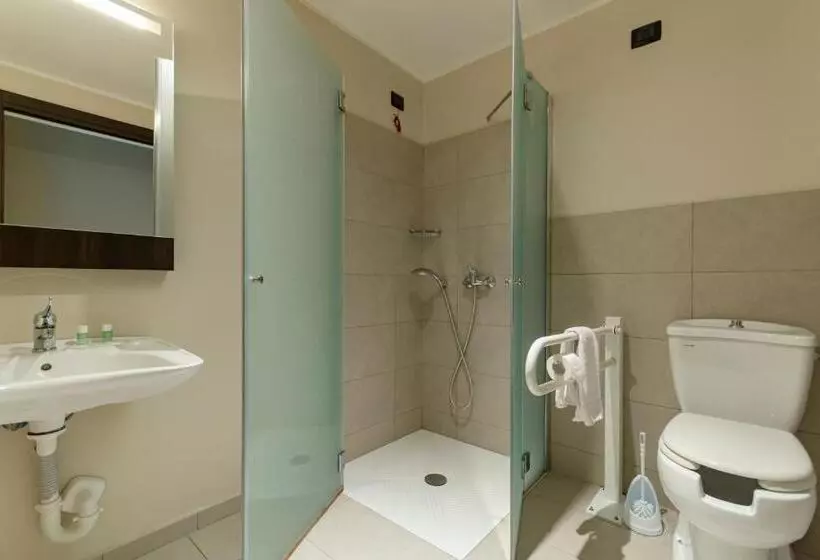 اتاق استاندارد برای معلولان, B&b Hotel Como Camerlata