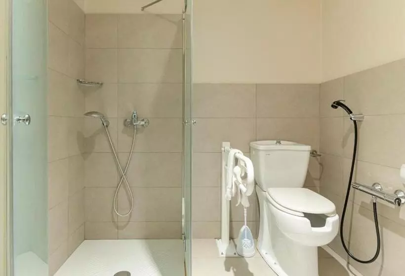 اتاق استاندارد برای معلولان, B&b Hotel Como Camerlata