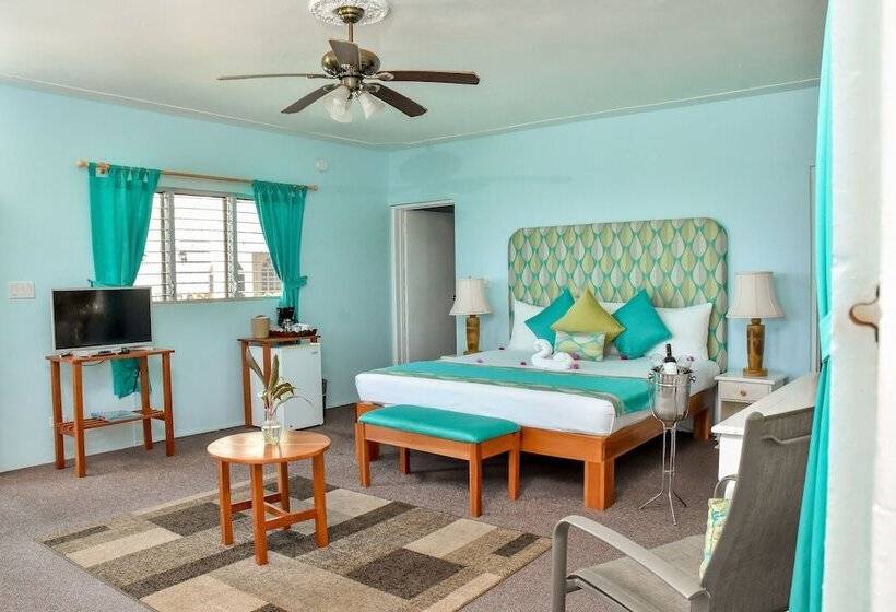 اتاق لوکس با تخت بزرگ, Beyond Sunset Resort & Villas