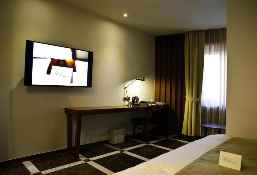 Quarto Deluxe, Doma Myeongdong