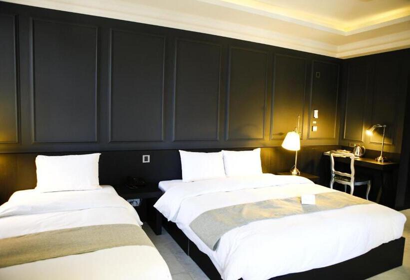 Suíte, Doma Myeongdong