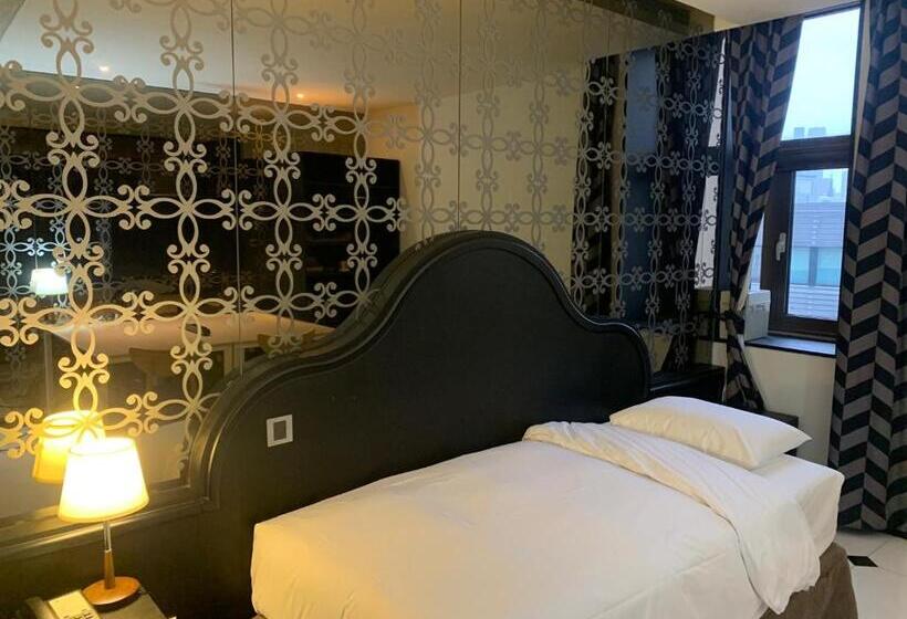 Quarto Estandar Individual, Doma Myeongdong