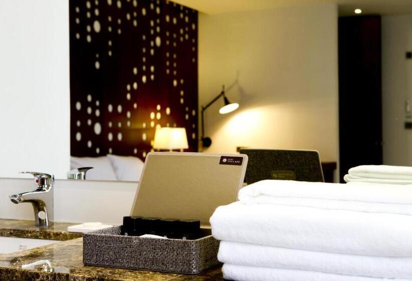 Suíte, Doma Myeongdong