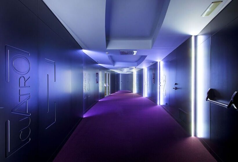 סוויטת ג'וניור, Mas Monzon