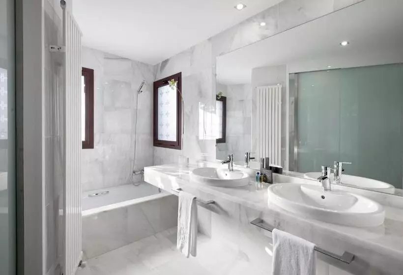 Junior Suite, Mas Monzon