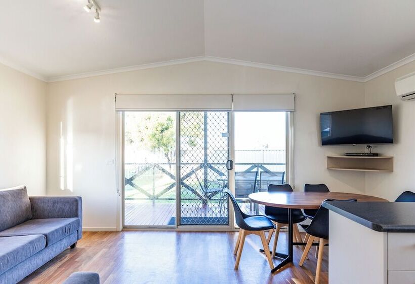 בקתה, Nrma Yarrawonga Mulwala Holiday Park