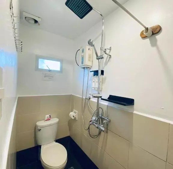 Deluxe Kolmen Hengen Huone, Sunz En Coron Resort