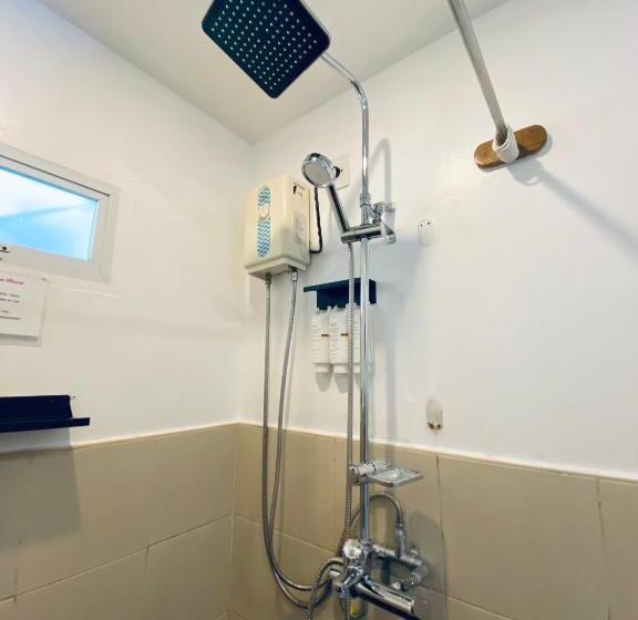 اتاق خانوادگی, Sunz En Coron Resort