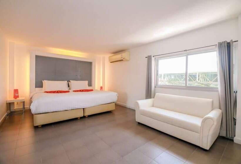 Номер Deluxe, The Original Orange