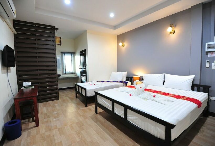 Номер Стандарт Трехместный, Park & Pool Resort