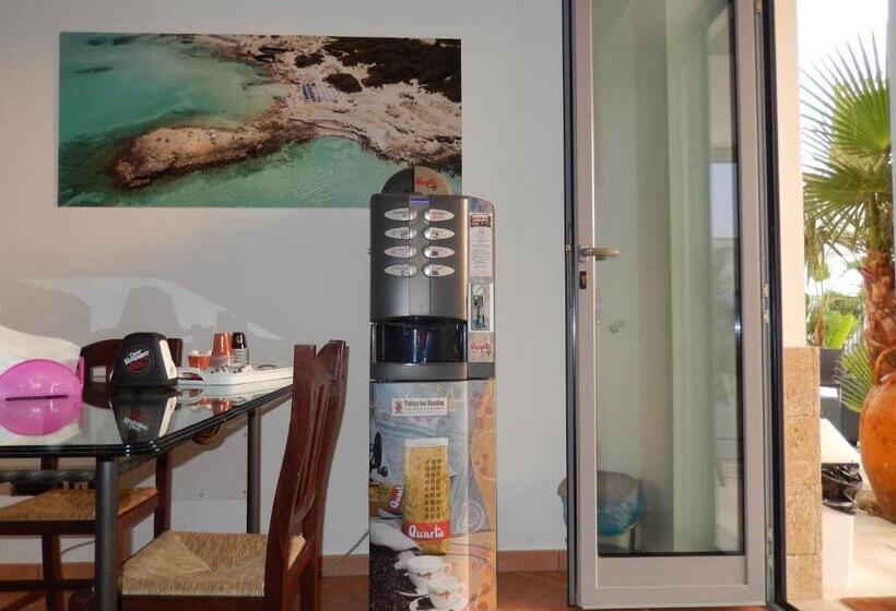 Standard room with outdoor bath, Villa Casole Short Lets