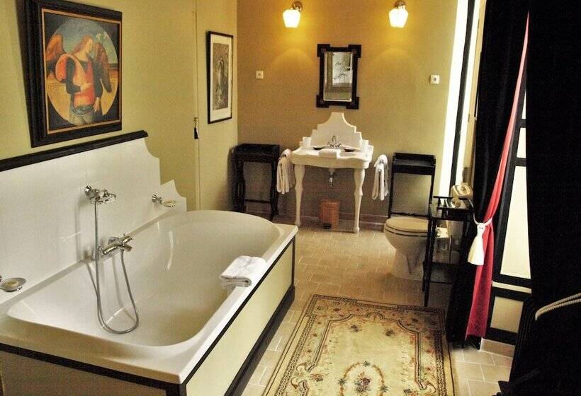 프레스티지 룸, Château De La Pommeraye