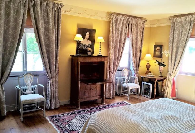 수피리어 룸, Château De La Pommeraye