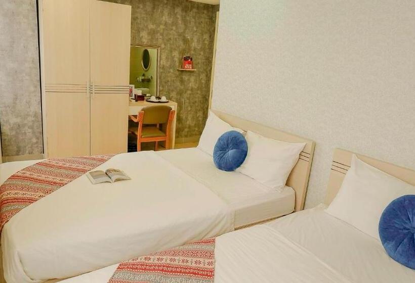 اتاق سوپریور چهار تخته, Galaxy Boutique Sai Gon Central