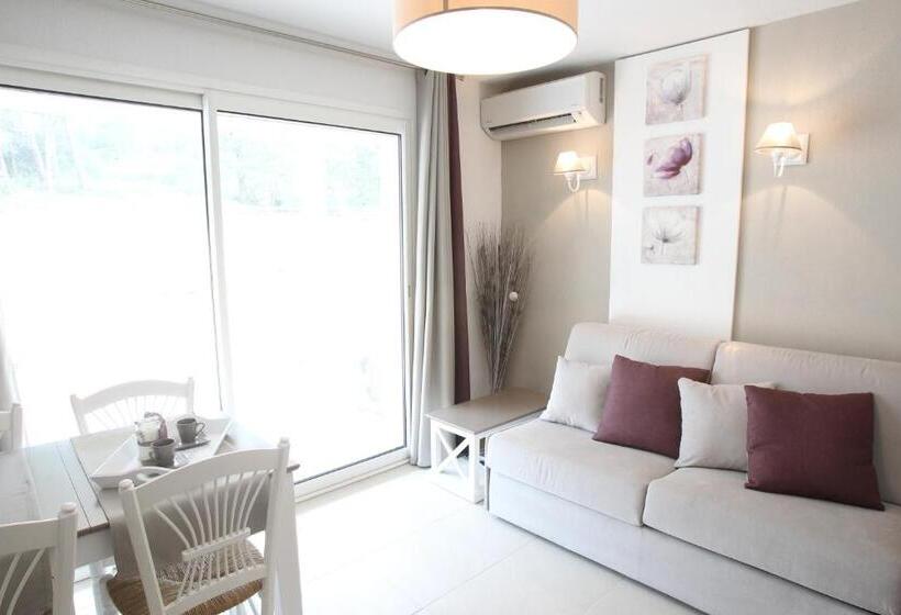 Апартаменты 2 Спальни, Residhotel Résidence Pont Du Gard