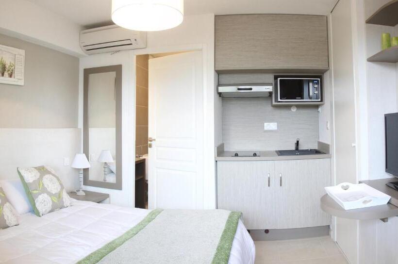 标准工作室, Residhotel Résidence Pont Du Gard