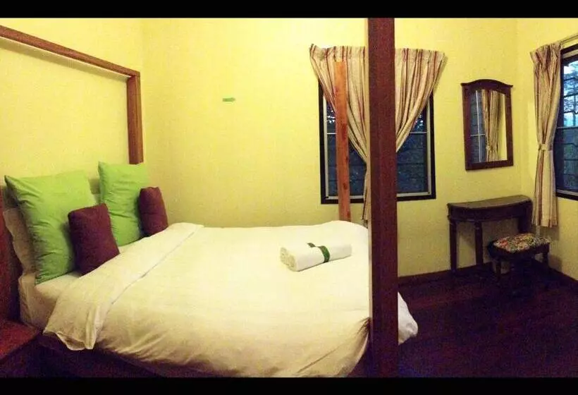 کلبه ییلاقی سوپریور یک خوابه, Sepilok Forest Edge Resort