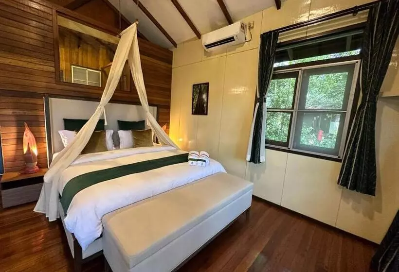 کلبه ییلاقی دلوکس یک خوابه, Sepilok Forest Edge Resort