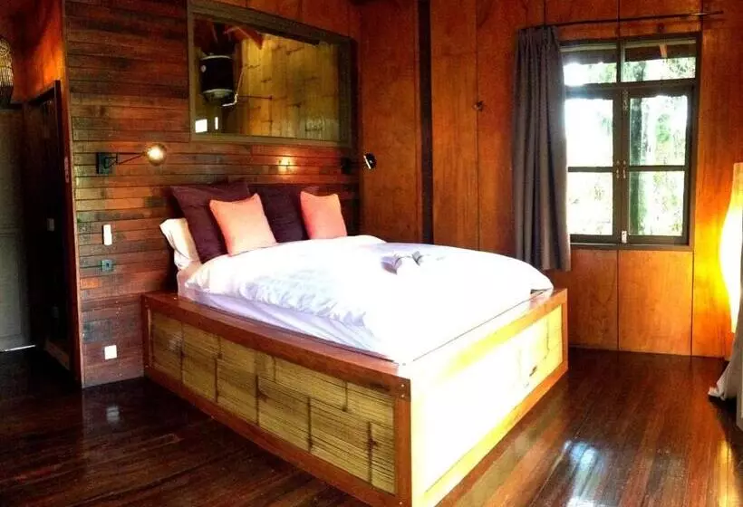 کلبه ییلاقی, Sepilok Forest Edge Resort