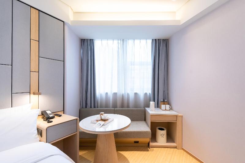 استودیوی لوکس, Lotus Village Nha Trang