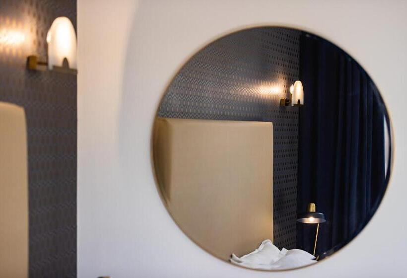 اتاق سوپریور با چشم‌انداز, Navona 49 Luxury Suites&apartment