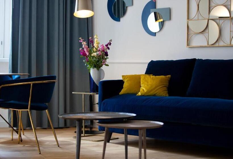 سوئیت پرزیدنت, Navona 49 Luxury Suites&apartment