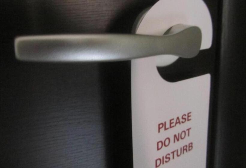 Standard Triple Room with Terrace, B&b Sol Romae