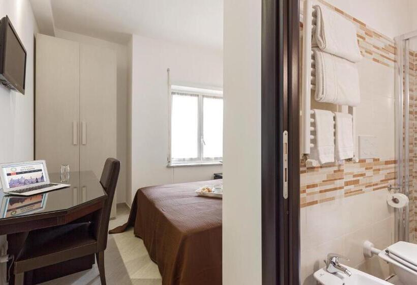 اتاق استاندارد یک نفره, B&b Sol Romae