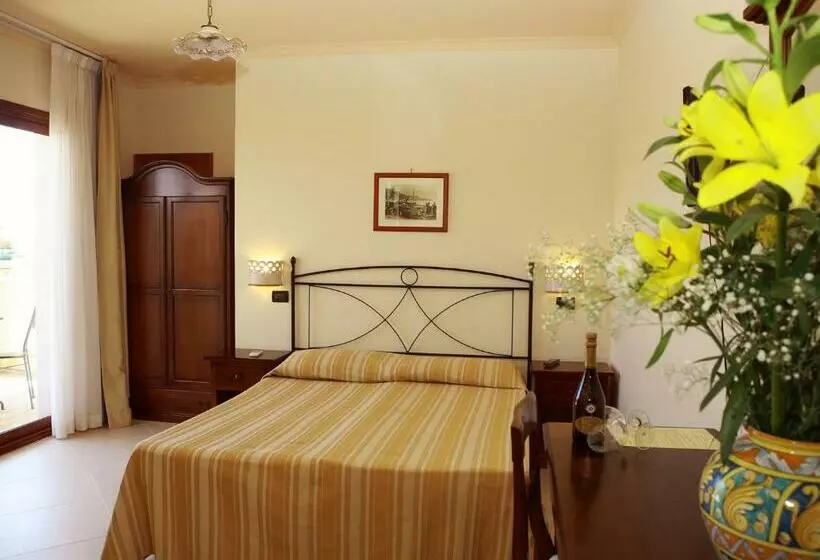اتاق استاندارد با بالکن, Villa Cristina