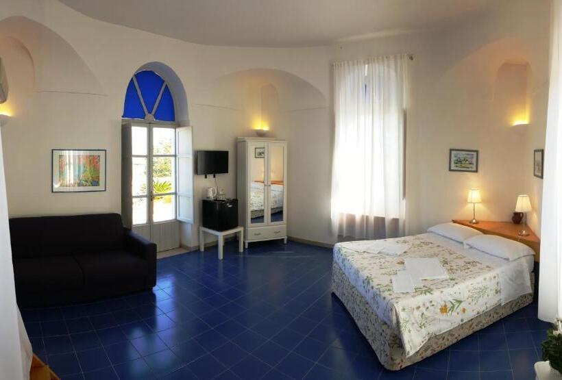 Номер Стандарт с Террасой, Farmstay La Morella