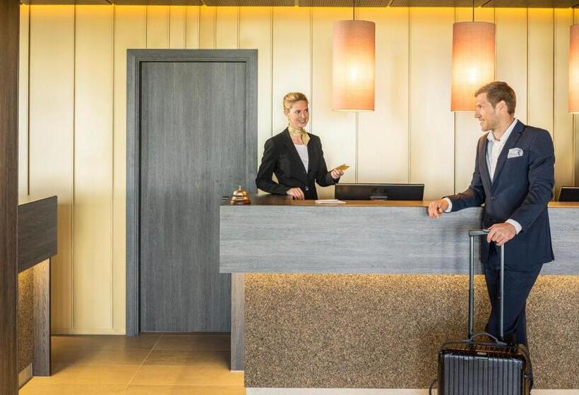 Номер Стандарт Кровать Кинг Адаптированный для Инвалидов, Myhotel München Olching