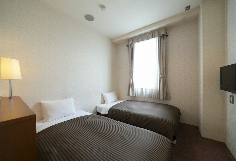이코노미 룸, Royal Hotel Uohachi