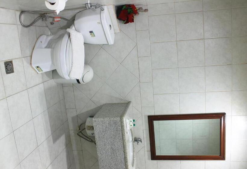 سوییت جونیور, Subic Residencias