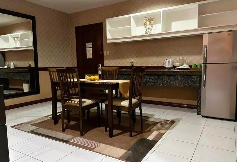 スイート（家族用）, Subic Residencias