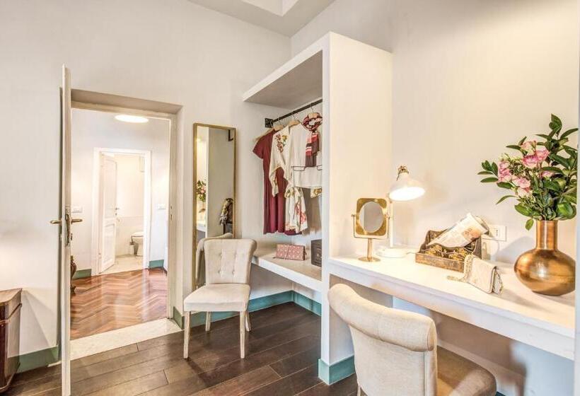 Standard Triple Room, Tree Charme