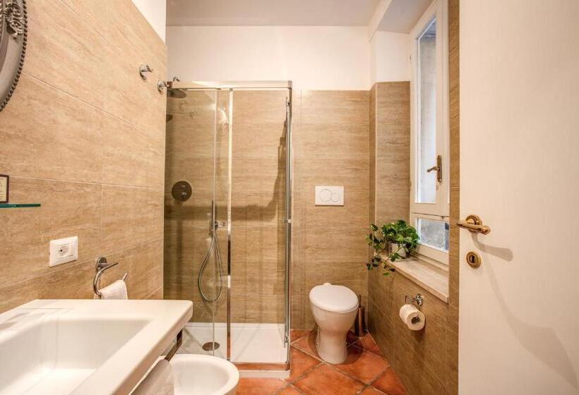 2 Bedroom Apartment, Tree Charme