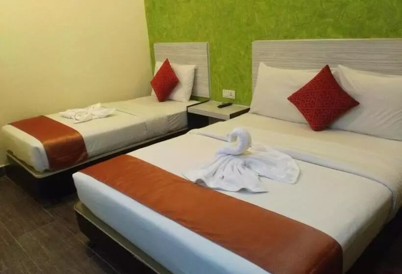 اتاق استاندارد سه نفره, Westree
