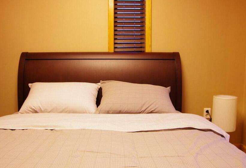 Suite with Hot Tub, Jejueco Suites