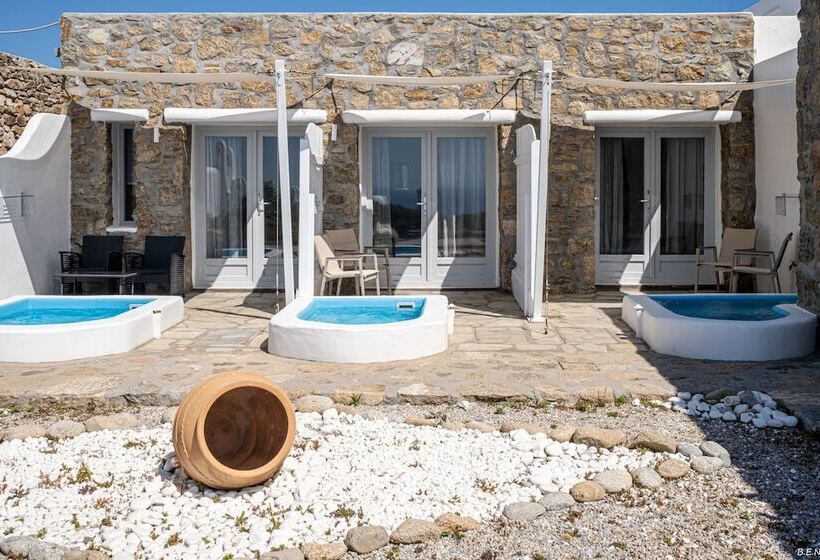 带按摩浴缸和海景的套房, Manolia View Mykonos