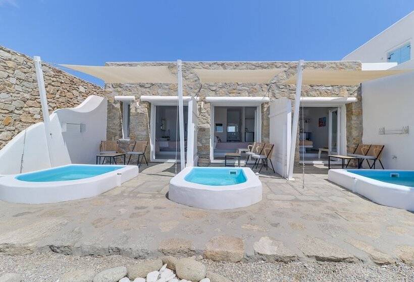 带按摩浴缸和海景的套房, Manolia View Mykonos