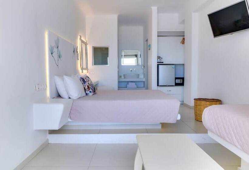 带按摩浴缸和海景的套房, Manolia View Mykonos