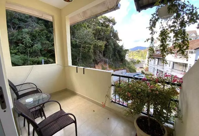 اتاق لوکس خانوادگی, Arundina Cameron Highlands