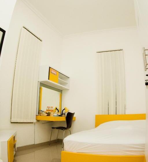 Standard room with outdoor bath, Omah Sastro