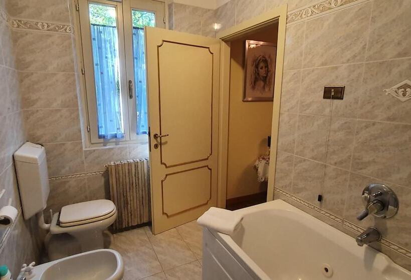 ویلای 3 خوابه, Villa Sargiano