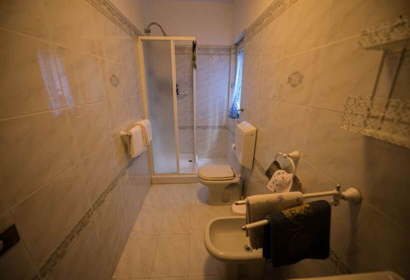 ویلای 3 خوابه, Villa Sargiano