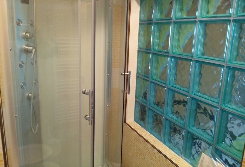 سوییت خانوادگی, Villa Sargiano