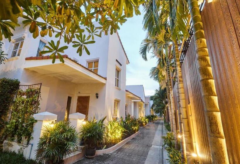 Вилла 3 Спальни, Talay Hotel And Villa Cha Am